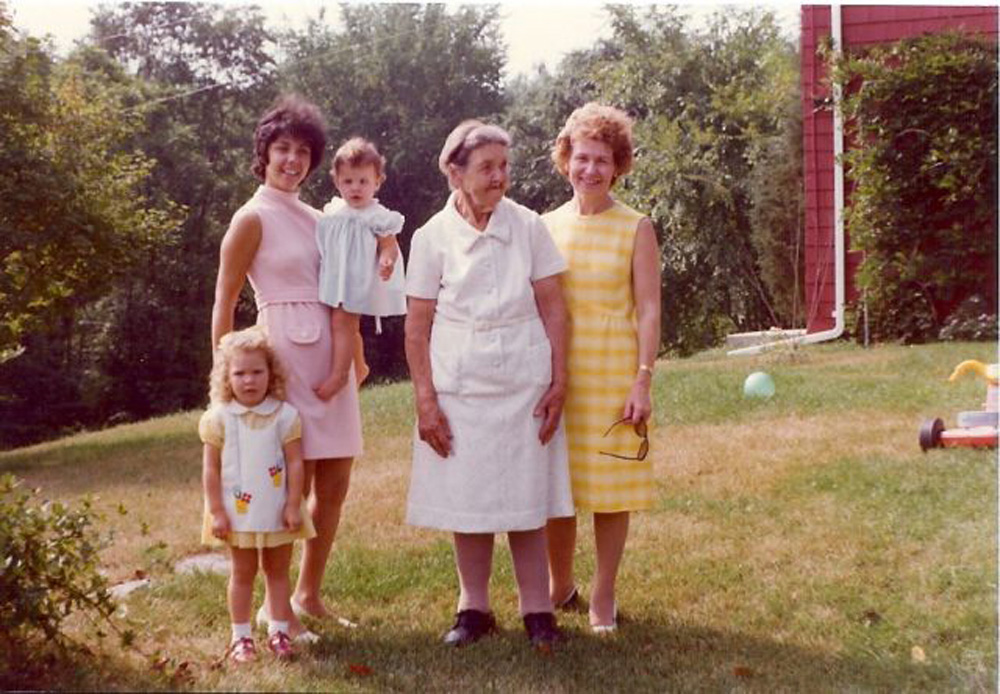 12 Great Grandma, Sophie, Mom, Anne, Kathleen